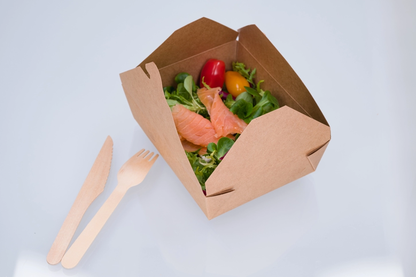 Takeaway packaging for salads.